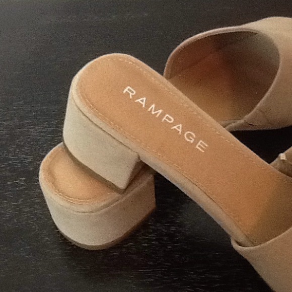 FINAL SALE Suede sandals NWOT - Picture 2 of 7